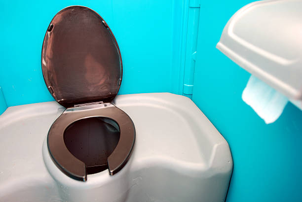Best Affordable portable toilet rental  in Augusta, ME
